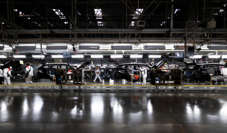 Tak Laku di Dalam Negeri, China Kirim Mobil Berbahan Bakar Fosil ke Seluruh Dunia